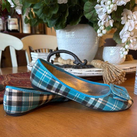 Pink and Blue Flats & Loafers Shoes - Picture 7 of 8